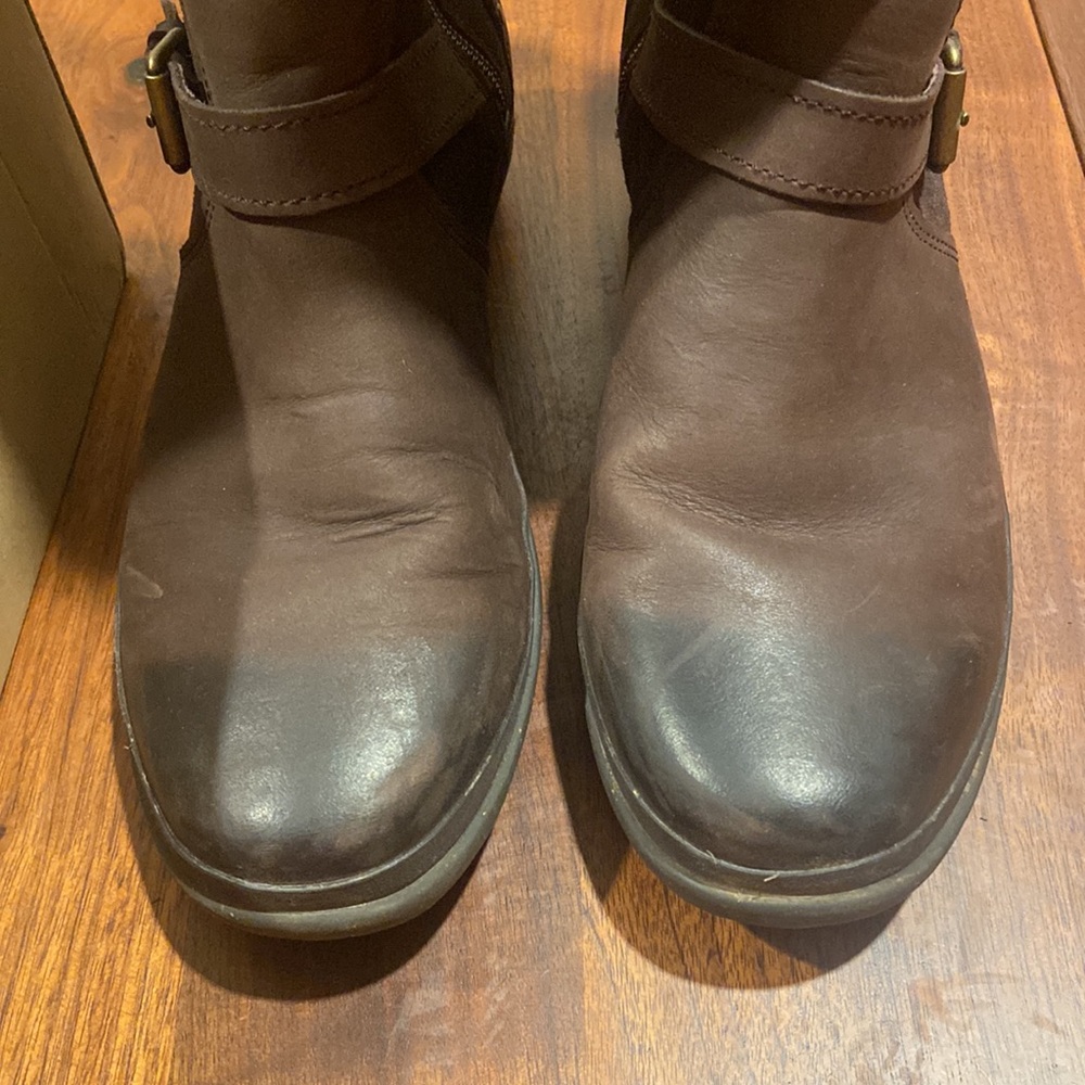 UGG Australia Brown Tall Boots - Picture 7 of 7